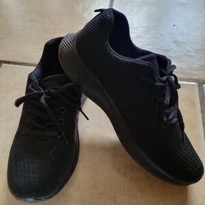 Women's Black Athletic Shoes